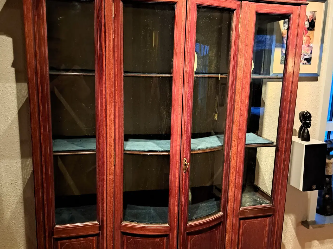 Billede 2 - Ældre vitrine skab