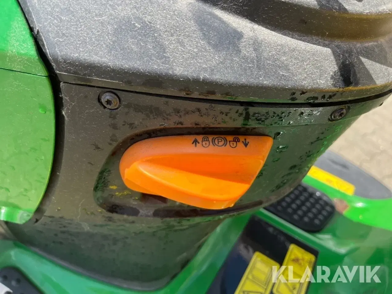 Billede 11 - Græsslåmaskine John deere X125