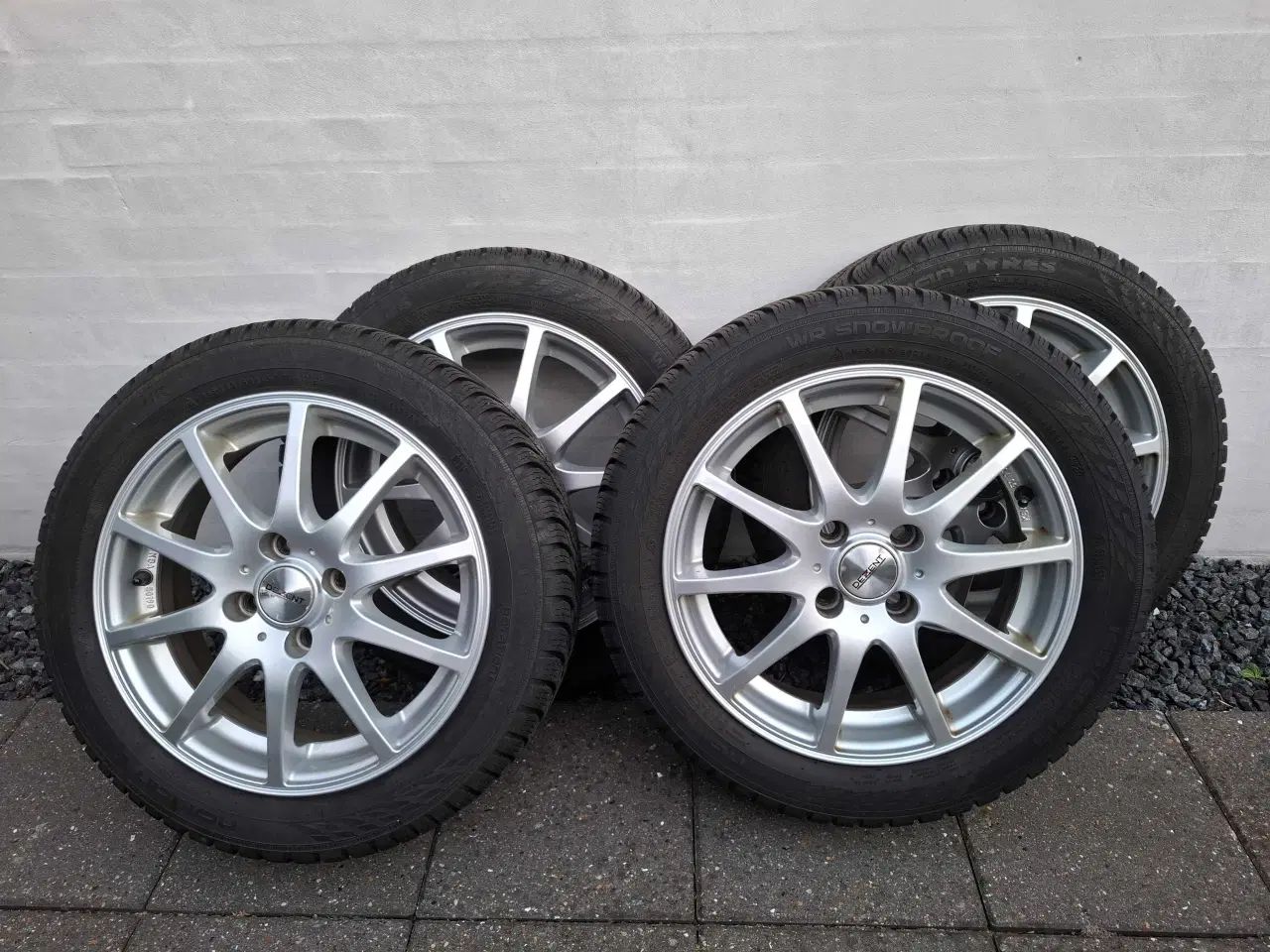 Billede 1 - Nokian dæk vinter Dezerit Alu 15 Fælge 