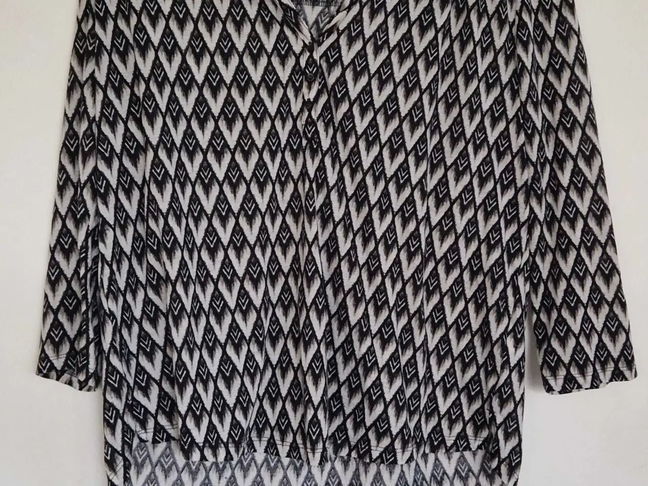 Billede 1 - Sommer bluse fra Soyaconcept 