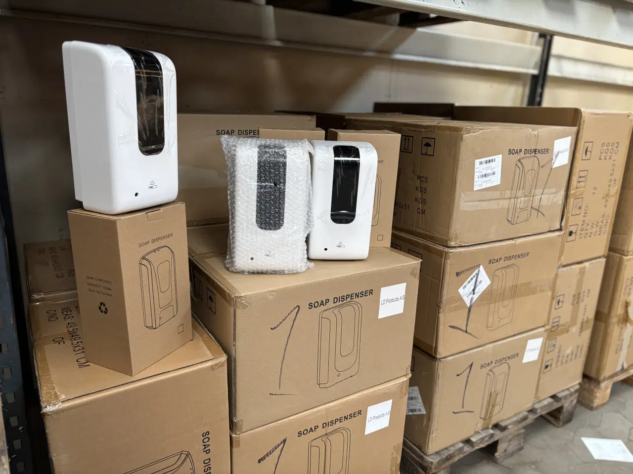 Billede 5 - Sæbe dispenser - Mange stk haves