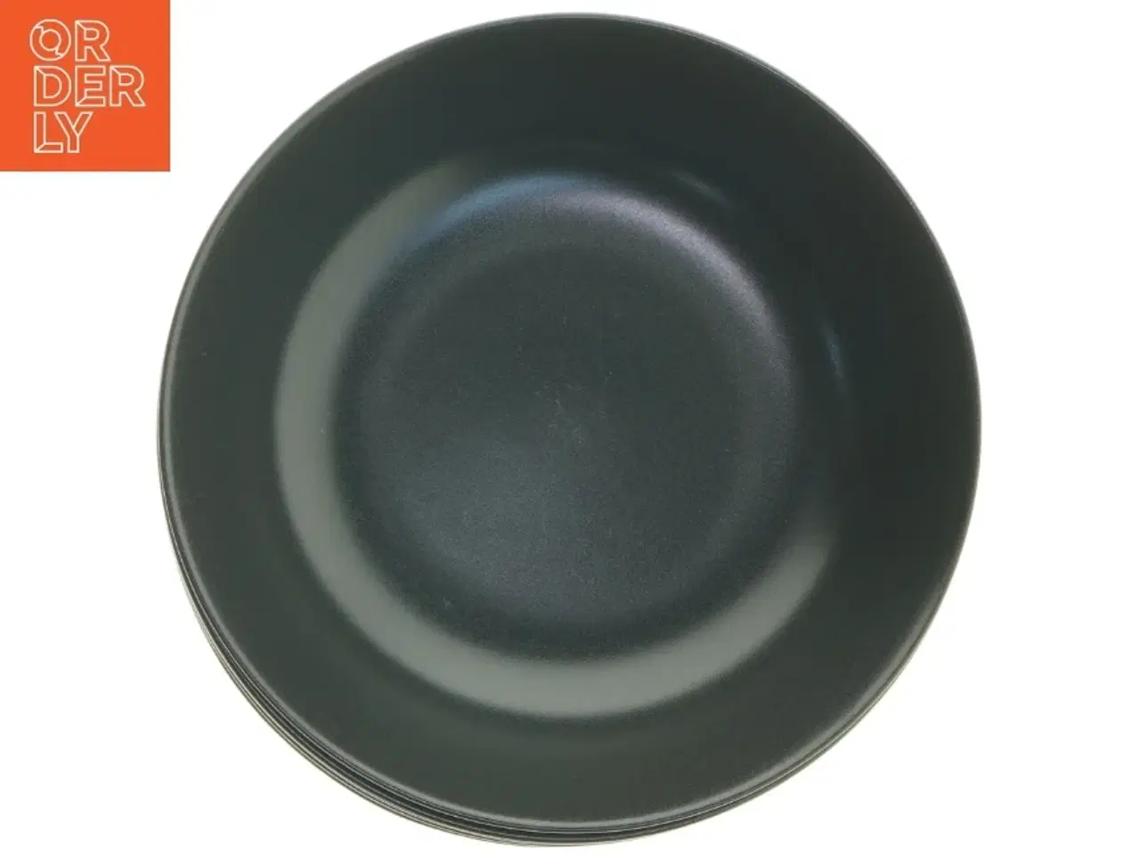 Billede 3 - Sorte dybe tallerkener fra IKEA (str. Ø 22x5 cm)