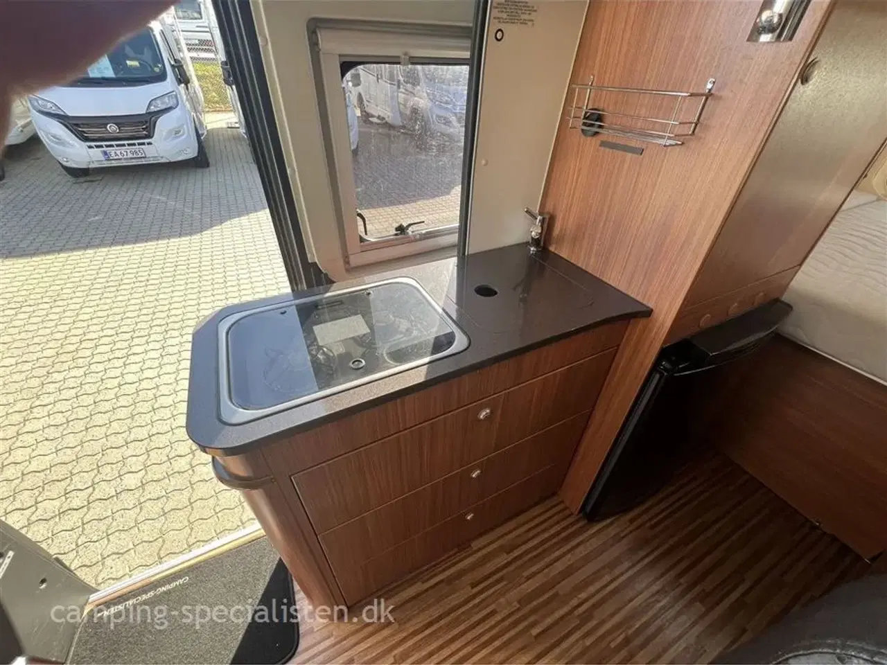 Billede 12 - 2014 - Adria Twin 600 SP   Adria Twin 600 SP 2014 - Se den nu hos Camping-Specialisten.dk