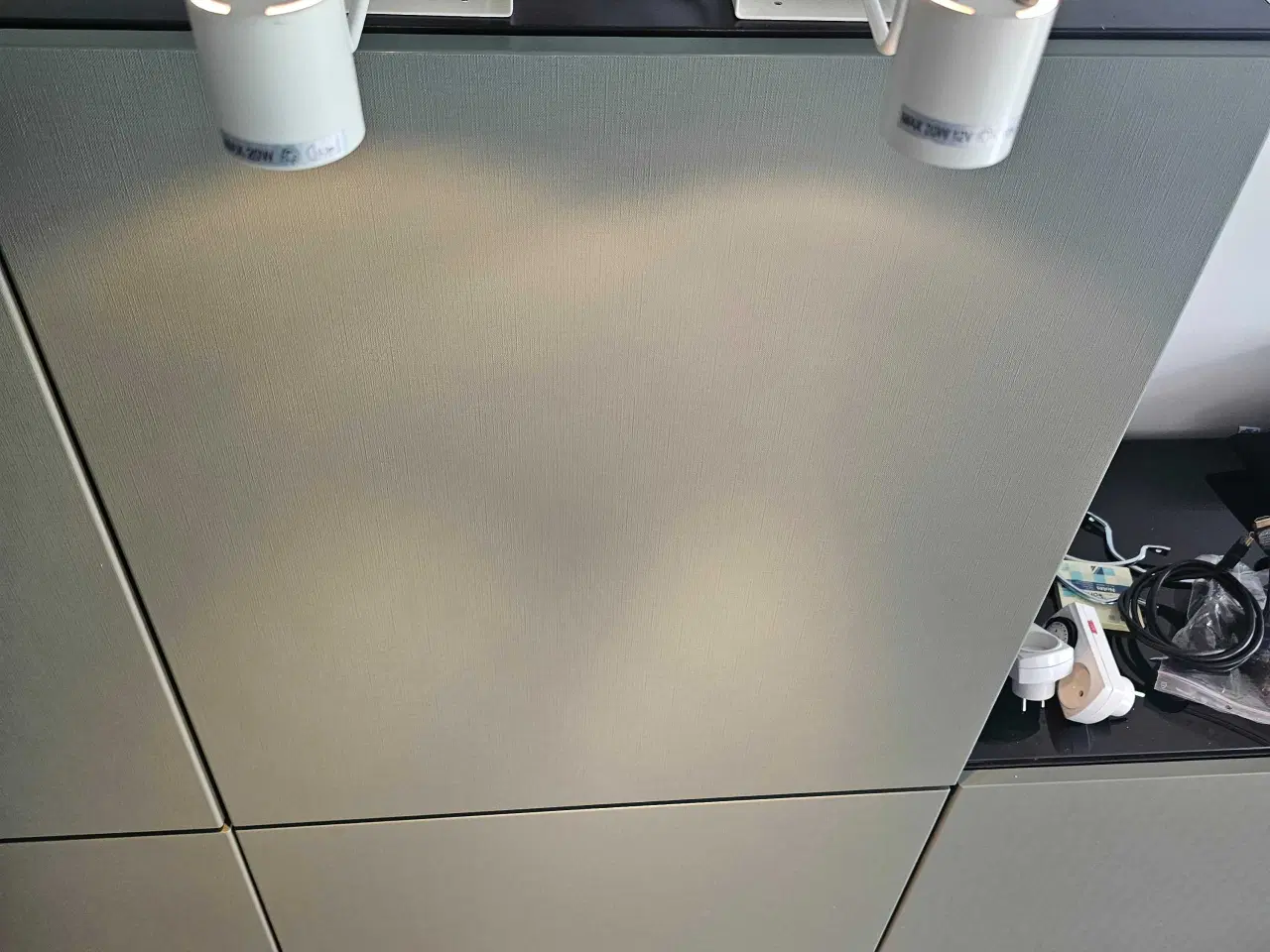 Billede 2 - 2 stk. Ikea skabslamper, model Grundtal L0706..