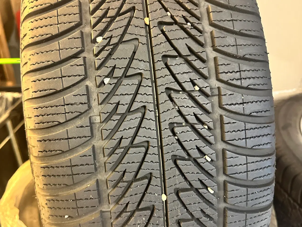 Billede 3 - Vinterdæk og fælge