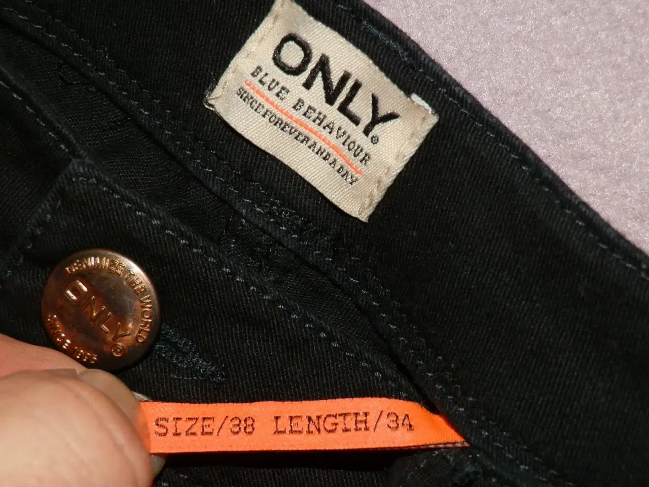 Billede 8 - Nye ubrugte sorte jeans fra Only