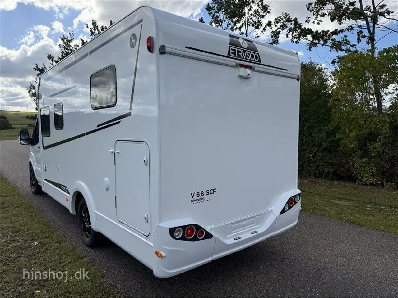 Billede 14 - 2026 - Etrusco V 6.8 SCF Scandic Edition Aut.   Lækker Autocamper med automatgear og face to face siddegruppe fra Hinshøj Caravan.