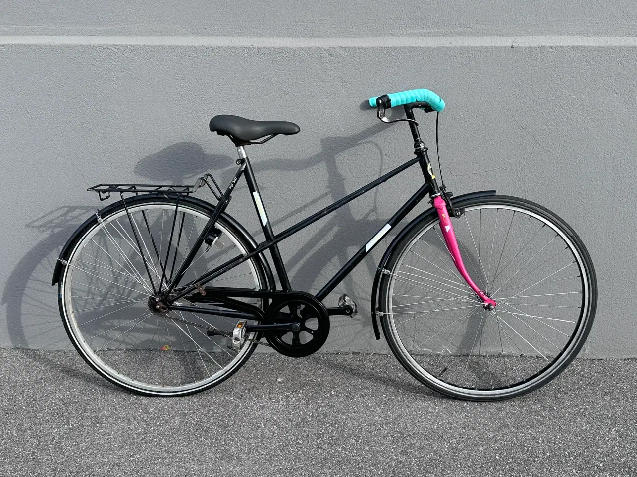 Billede 1 - Sort Kildemoes citybike, klassisk og komfortabel d