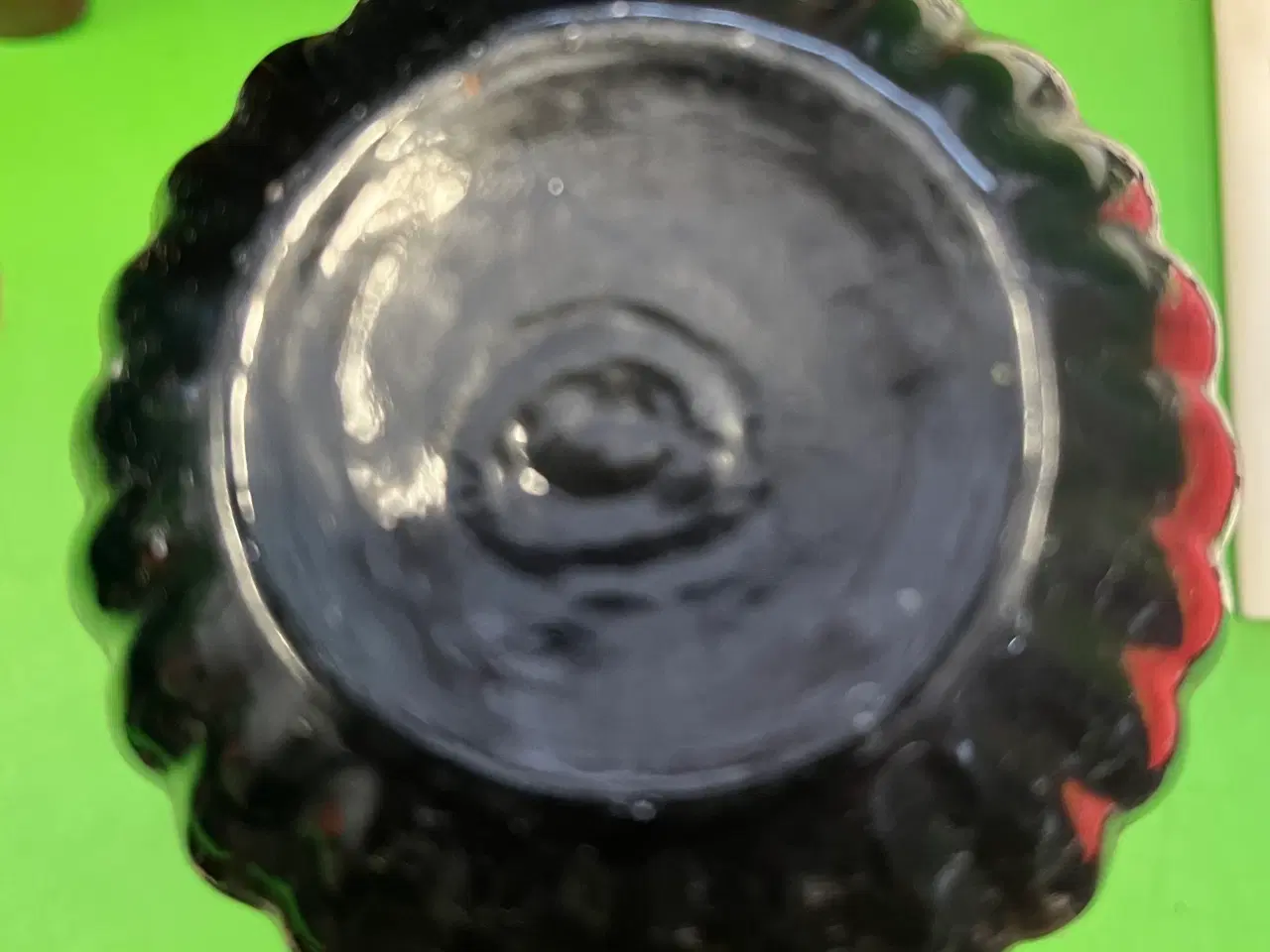 Billede 5 - Flot lilla vase - 13 cm i højde