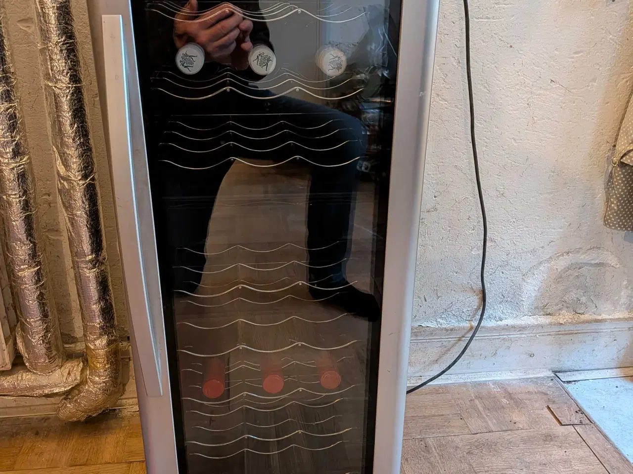 Billede 1 - Vinkøleskab, 2 zoner rummer 28 flasker