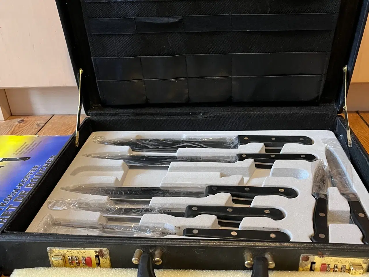 Billede 3 - Empire 7-delt knivsæt i kuffert rustfrit stål sort