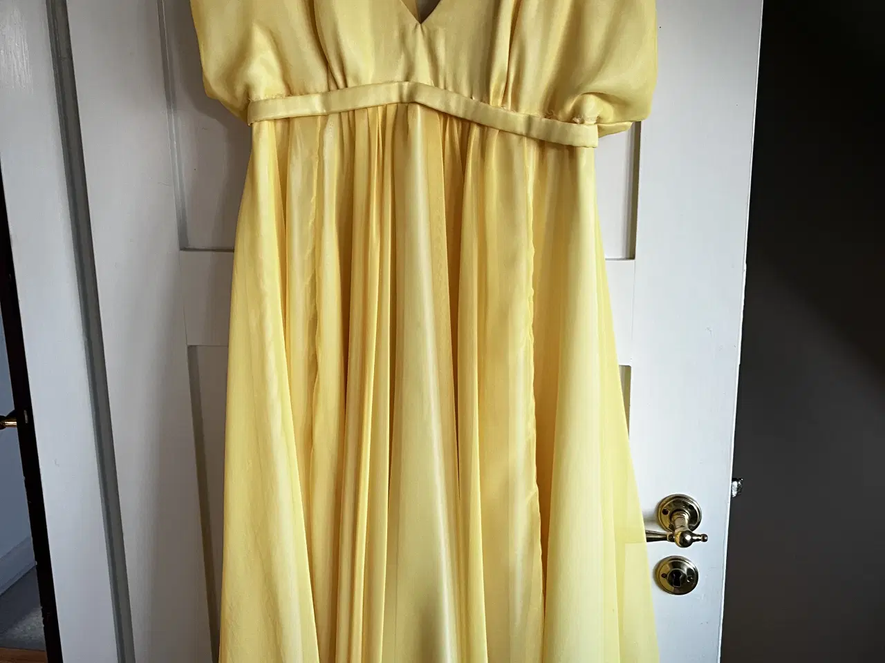 Billede 1 - Festkjole 