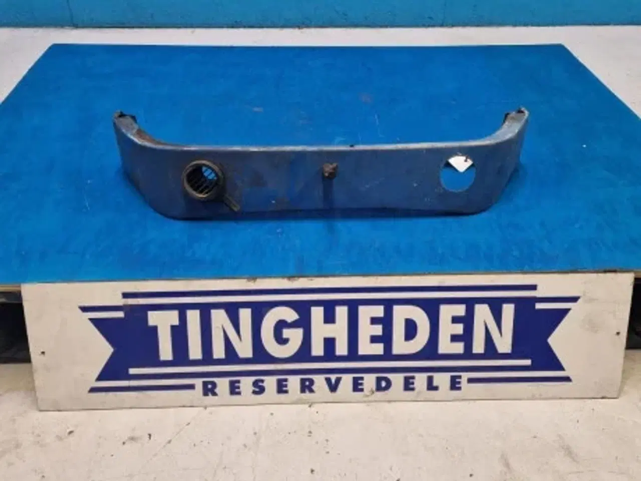 Billede 1 - Ford 8630 Plade L. for Rude