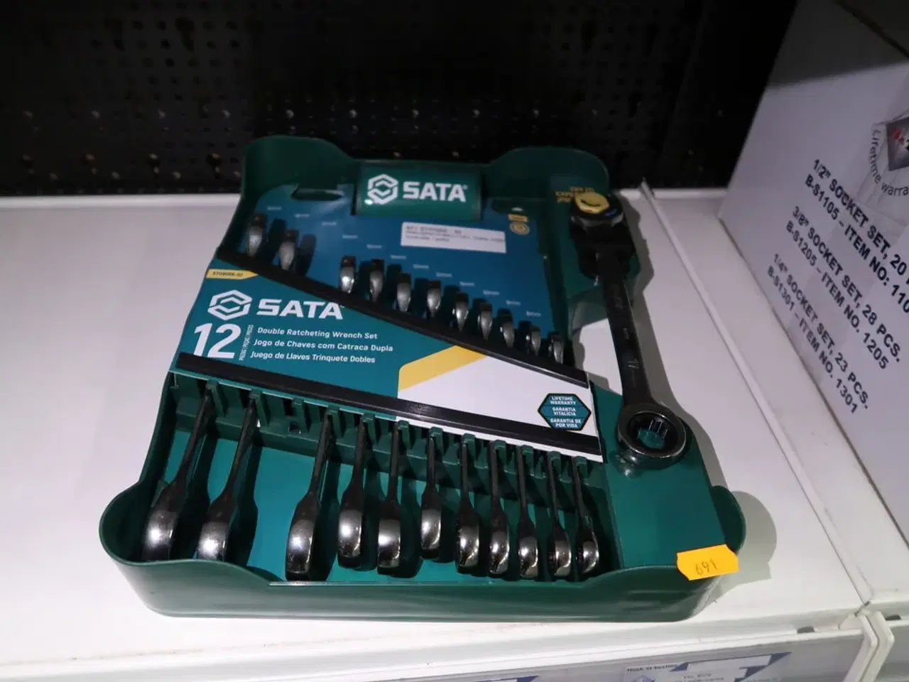 Billede 1 - Værktøjssæt SATA
