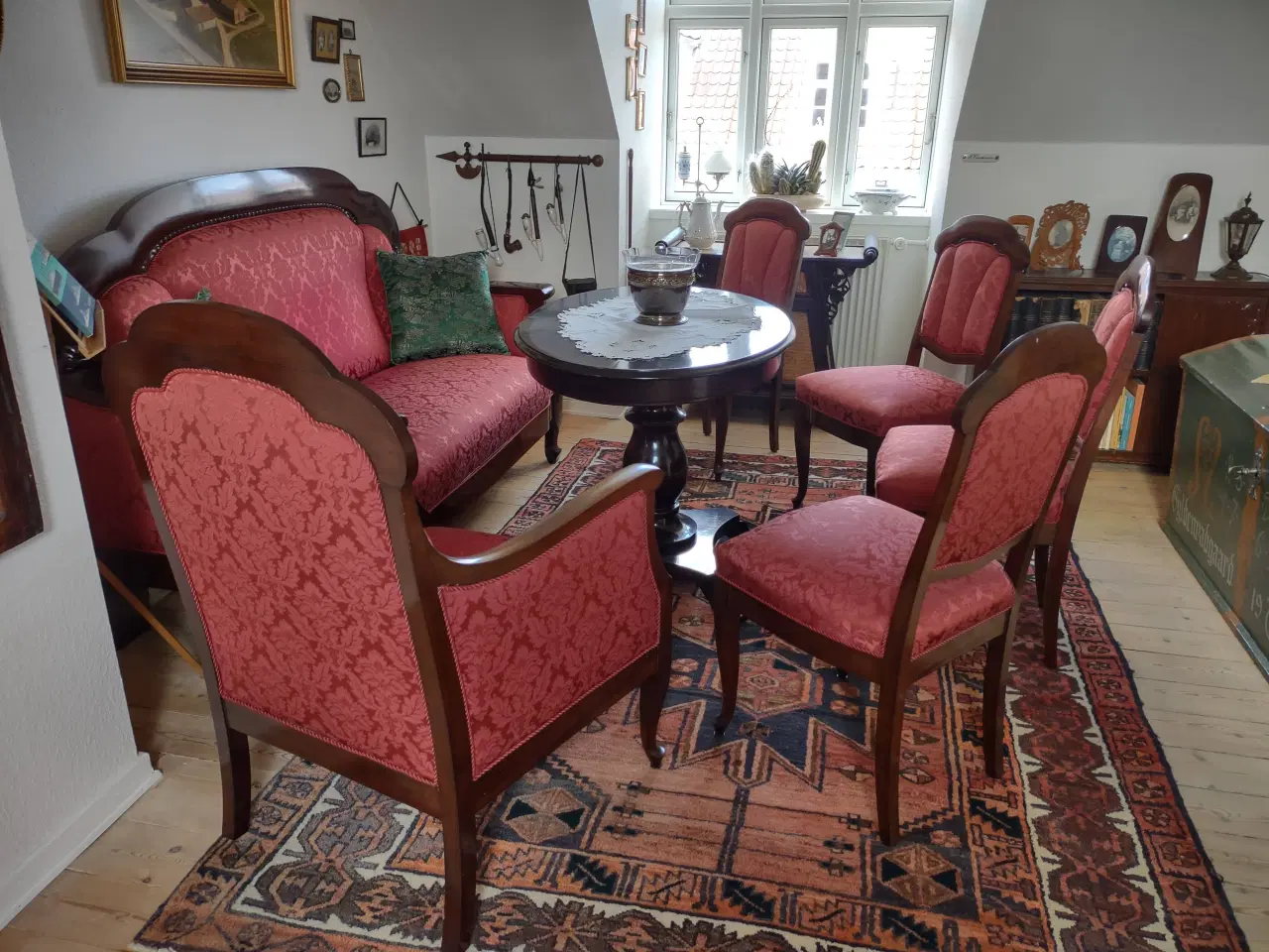Billede 1 - Flot antik sofa, bord, stole sæt