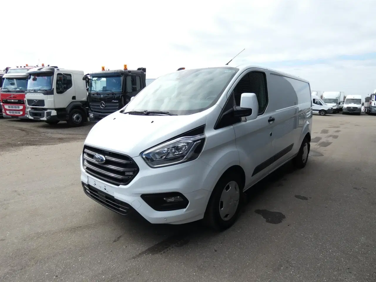 Billede 5 - Ford Transit Custom 300 L2H1 2,0 TDCi Trend 130HK Van 6g Aut.