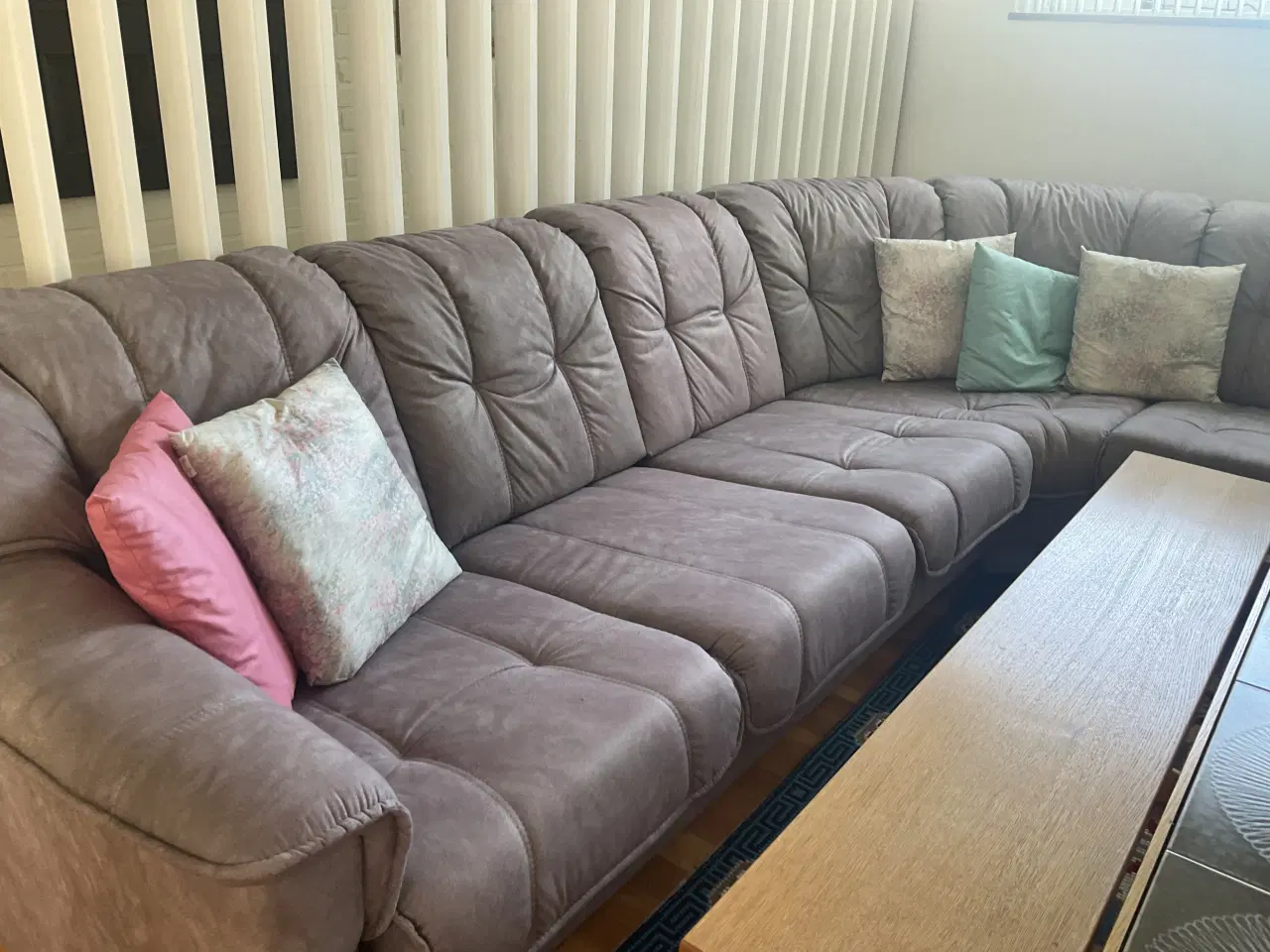Billede 2 - Hjørnesofa og 2 lænestole