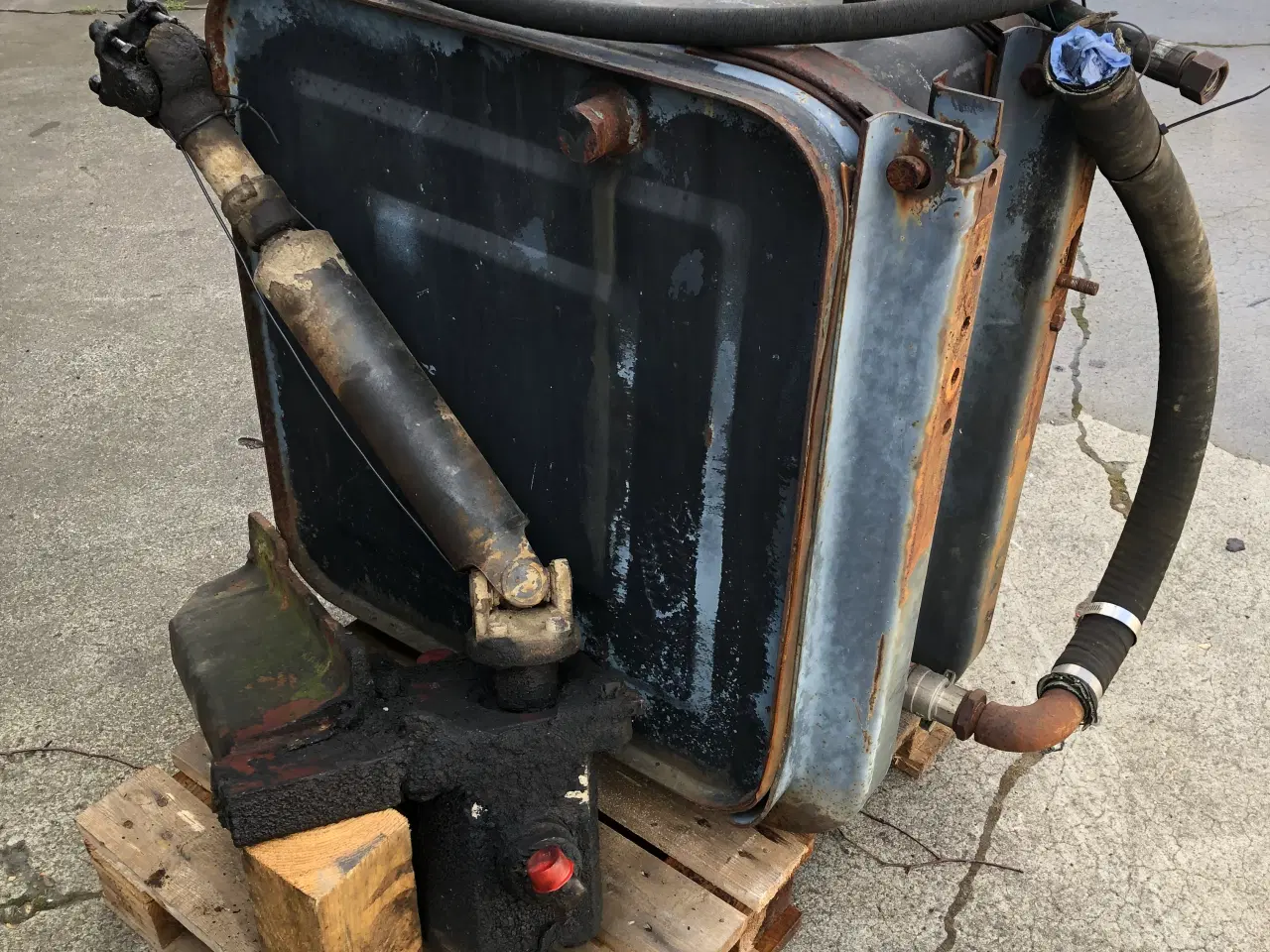 Billede 2 - Hydrauliktank + pump