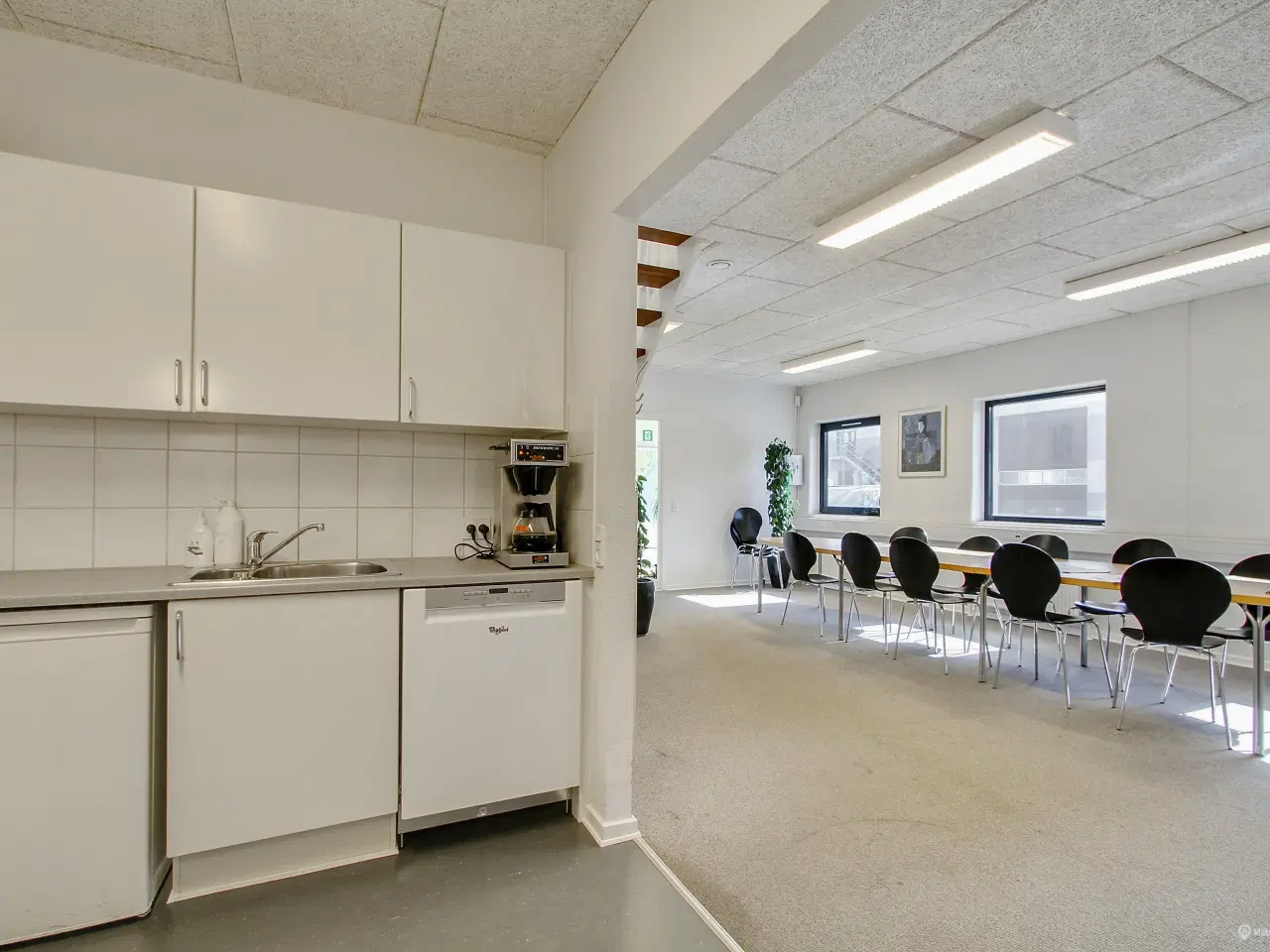 Billede 9 - Super regulær lager/produktion med flotte kontorer