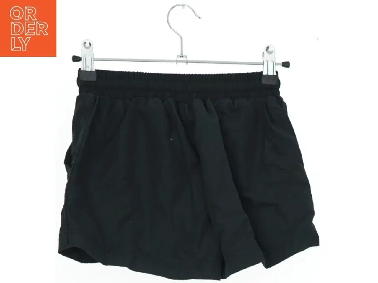 Billede 2 - Sort shorts fra Lagear (str. 122)