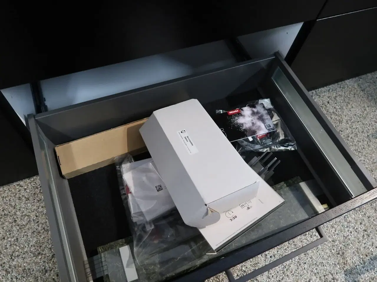 Billede 18 - Køkken NORDANRO uden hårdehvidevarer med stenbordplade DEKTON