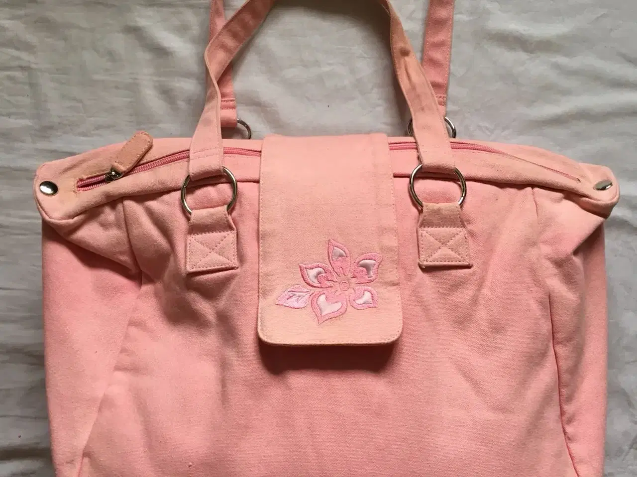 Billede 1 - Stor pink taske til salg