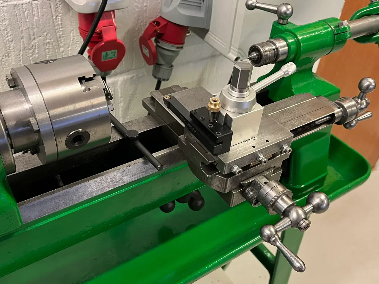 Billede 2 - Drejebænk med udstyr