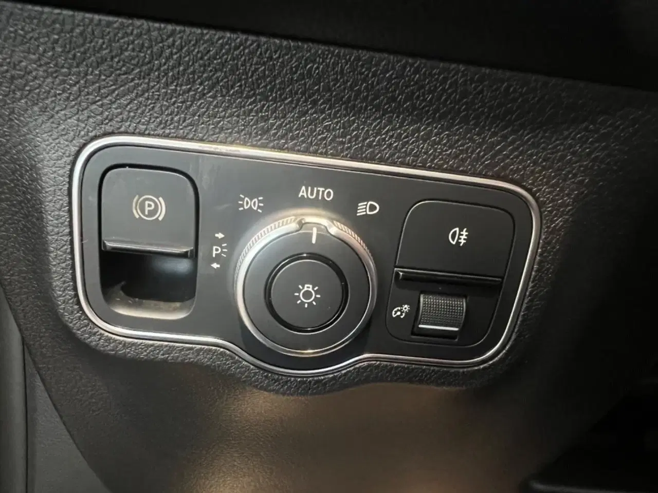 Billede 19 - Mercedes EQB250  AMG Line 7prs