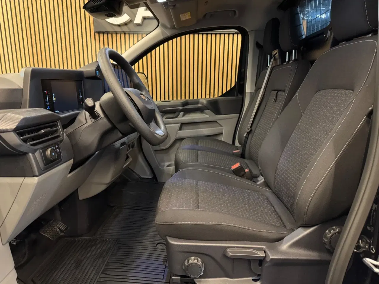 Billede 4 - Ford Transit Custom 320S 2,0 EcoBlue Trend aut.