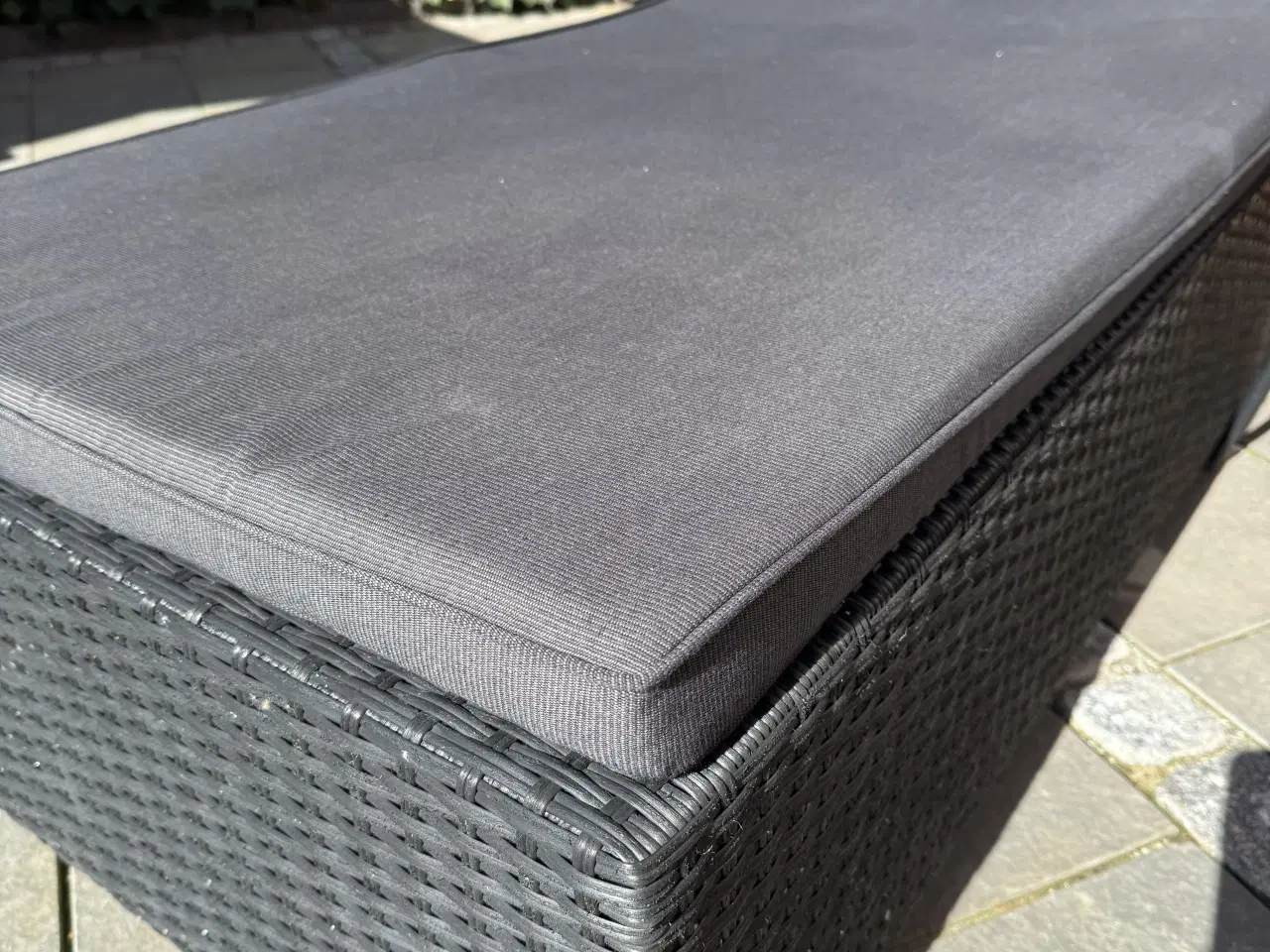 Billede 3 - Solseng med madras og sidebord