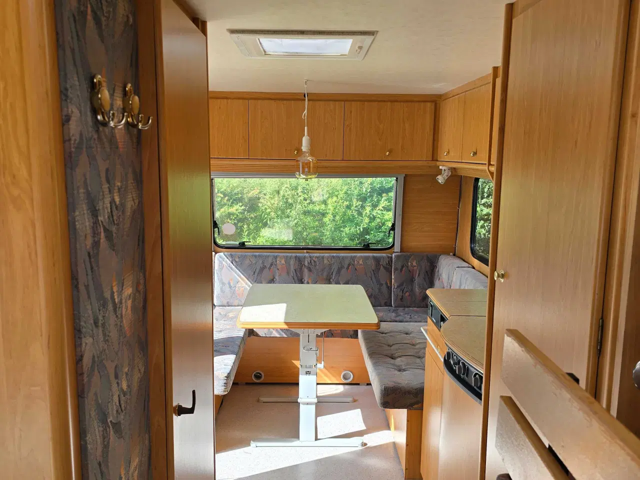Billede 4 - Campingvogn Dethleffs RF 6