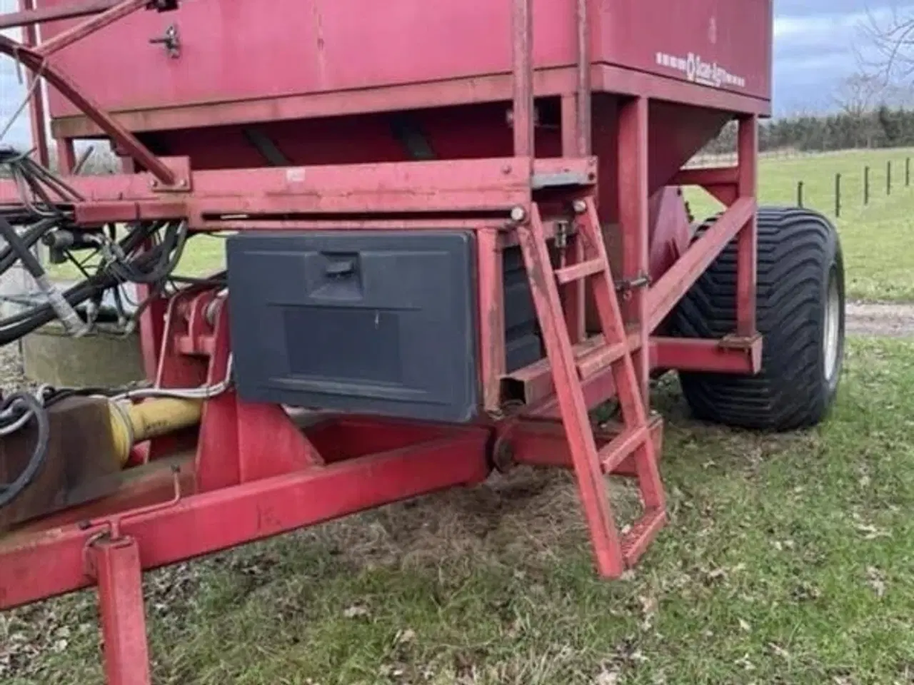 Billede 2 - Scan-Agro Vogn til fast gødning med lift