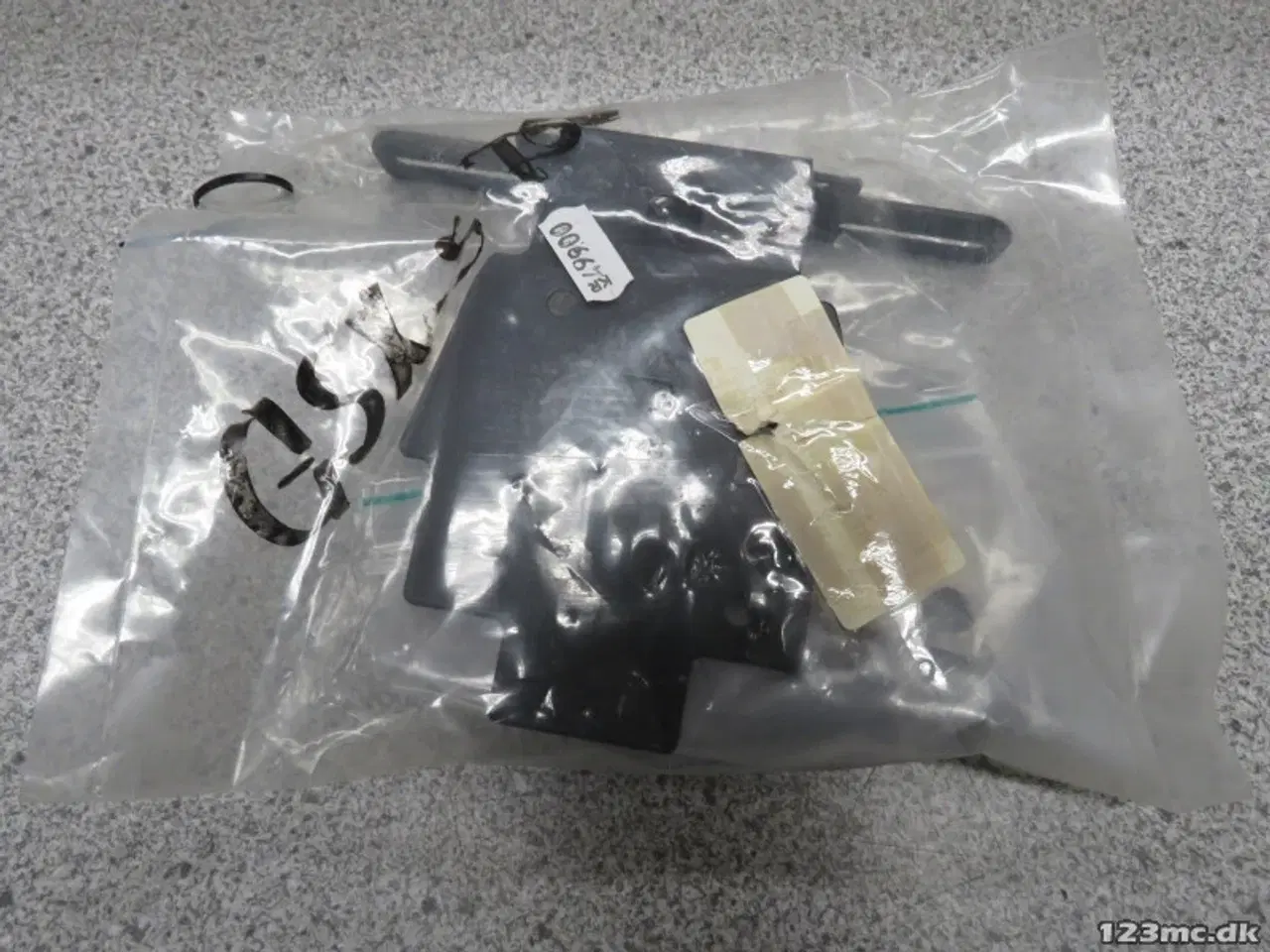 Billede 1 - Nummerpladeholder Suzuki GSX-S750