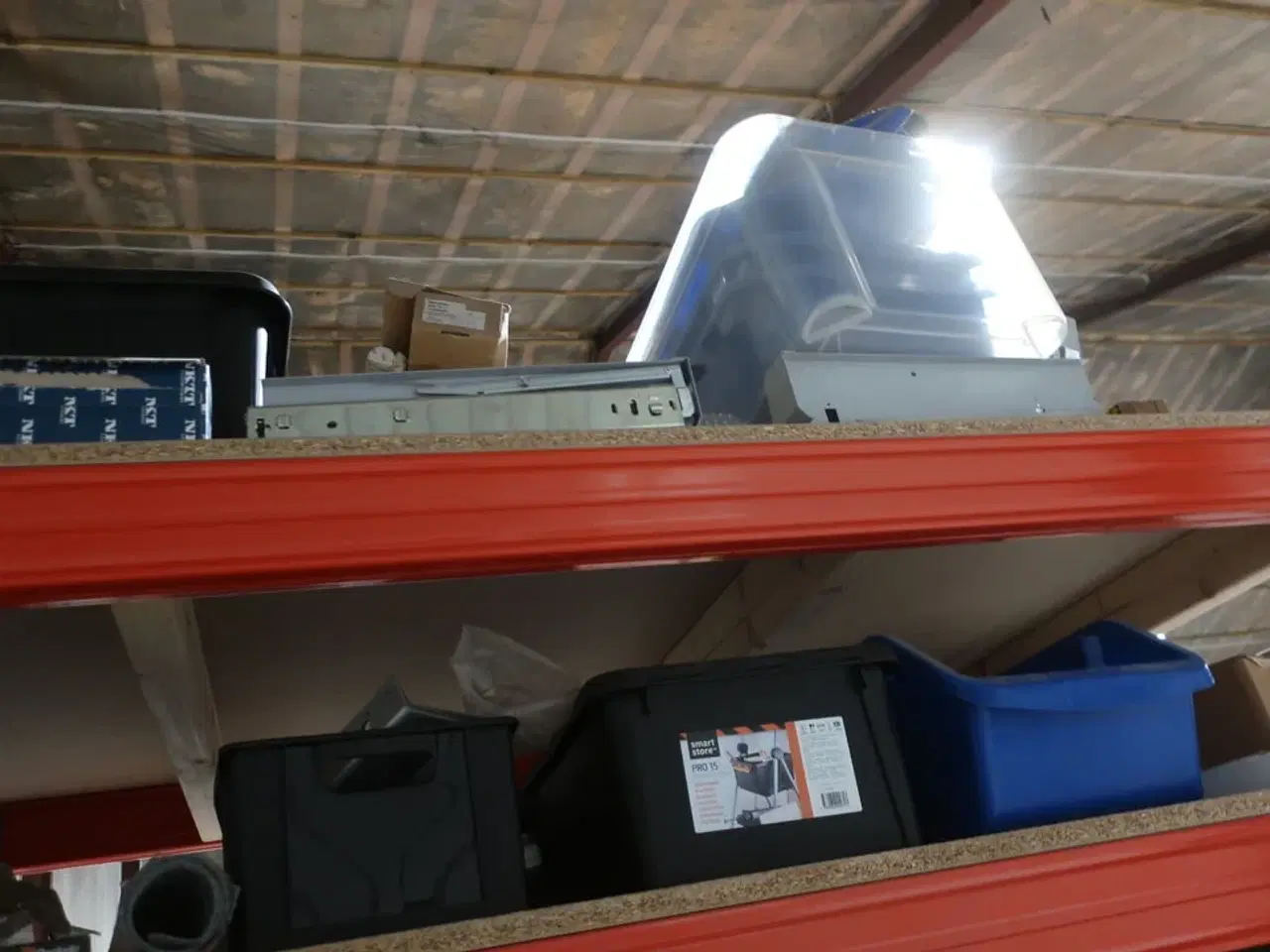 Billede 29 - Lagerreol med div. Værktøj og varelager