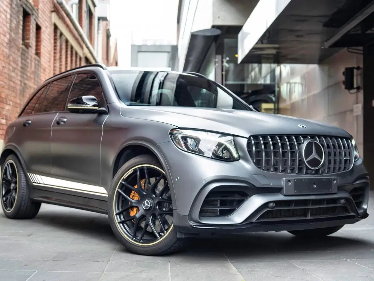 Billede 2 - AMG-Racing stripe i hvid GLC, C/E-klasse