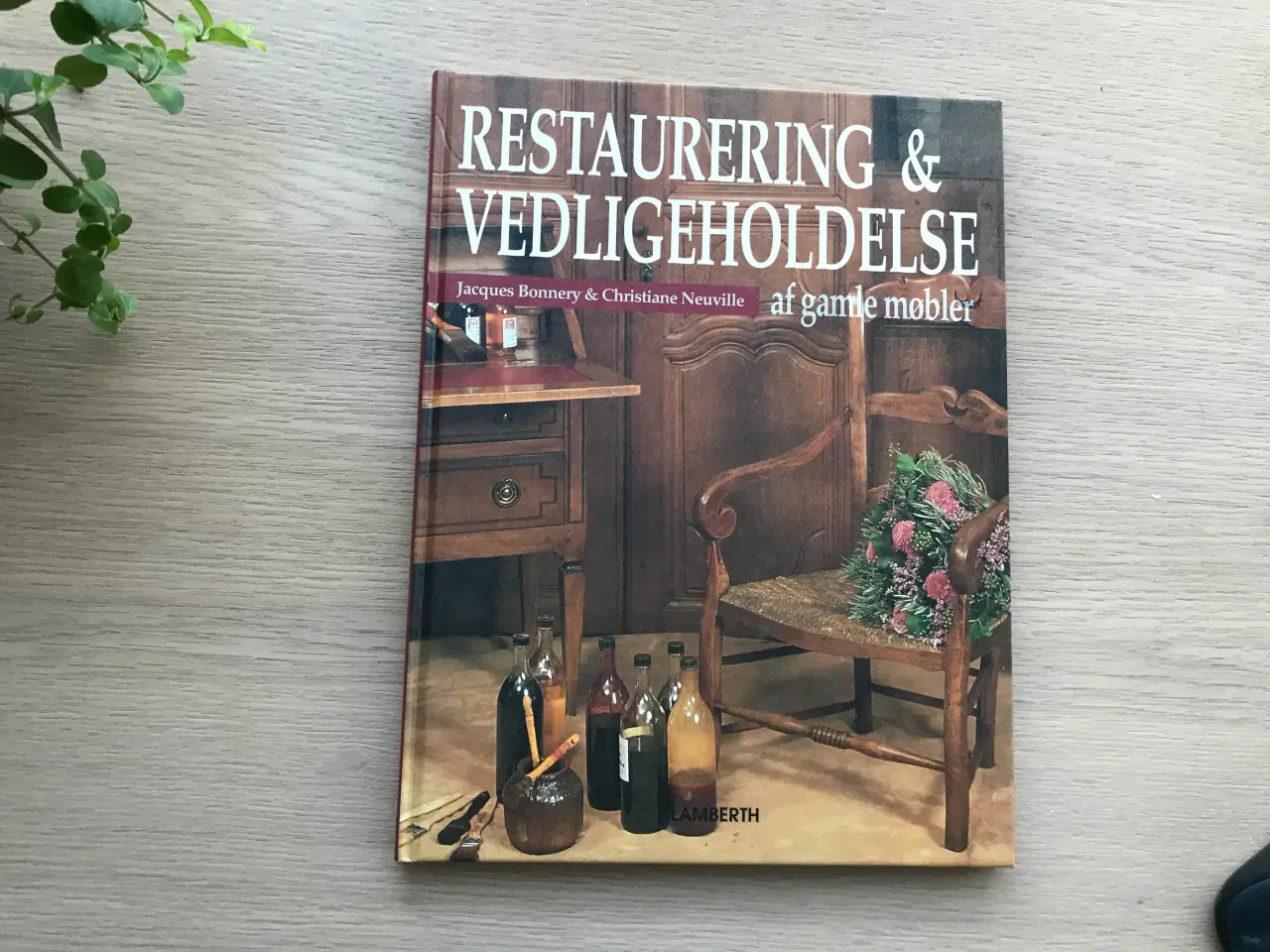 Billede 1 - Restaurering & Vedligeholdelse af gamle møbler