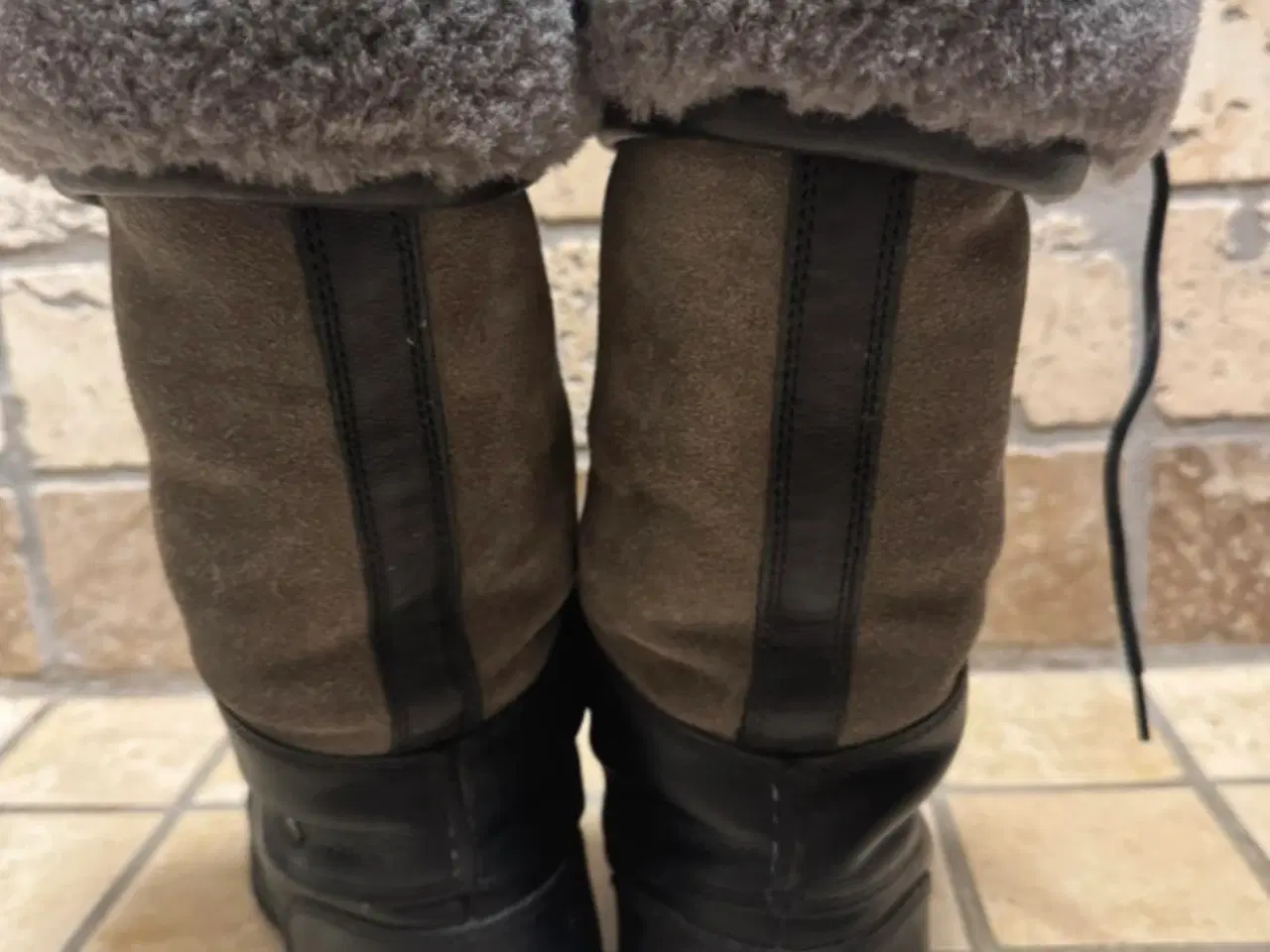 Billede 2 - UGG Adirondack tall støvler