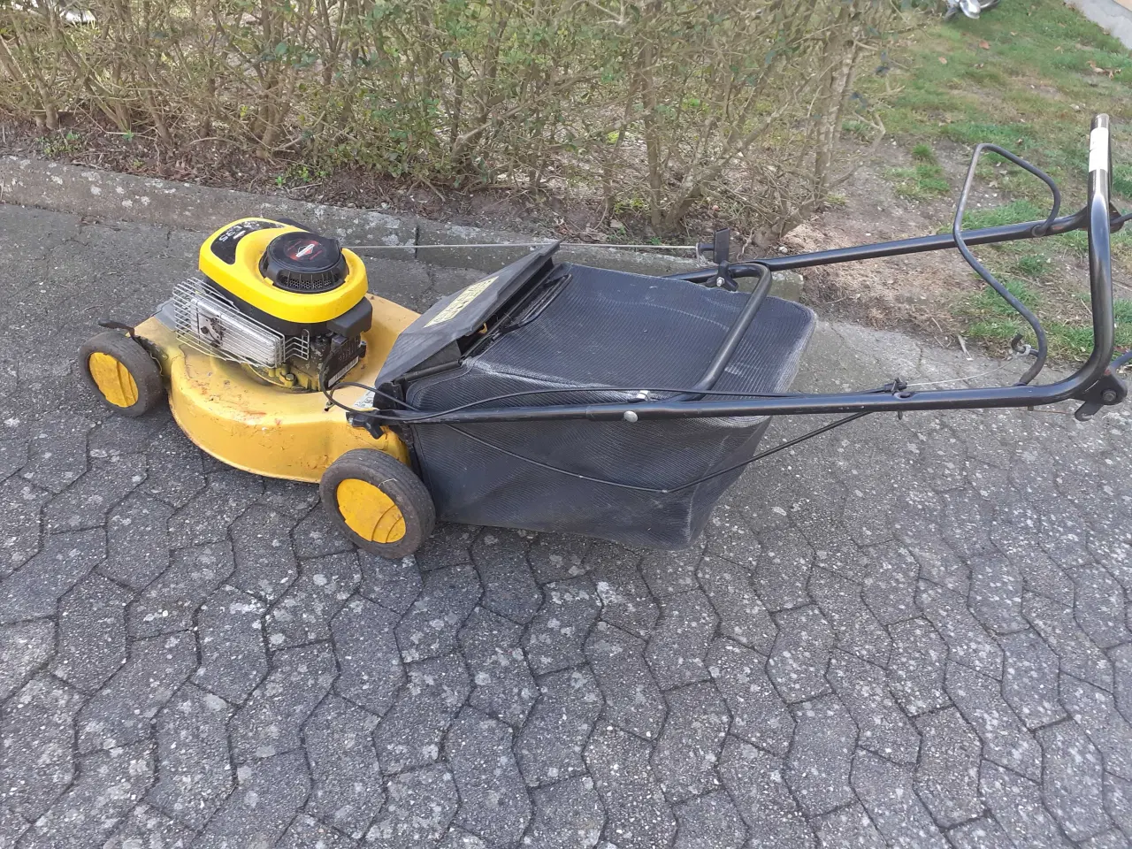 Billede 1 - Plæneklipper