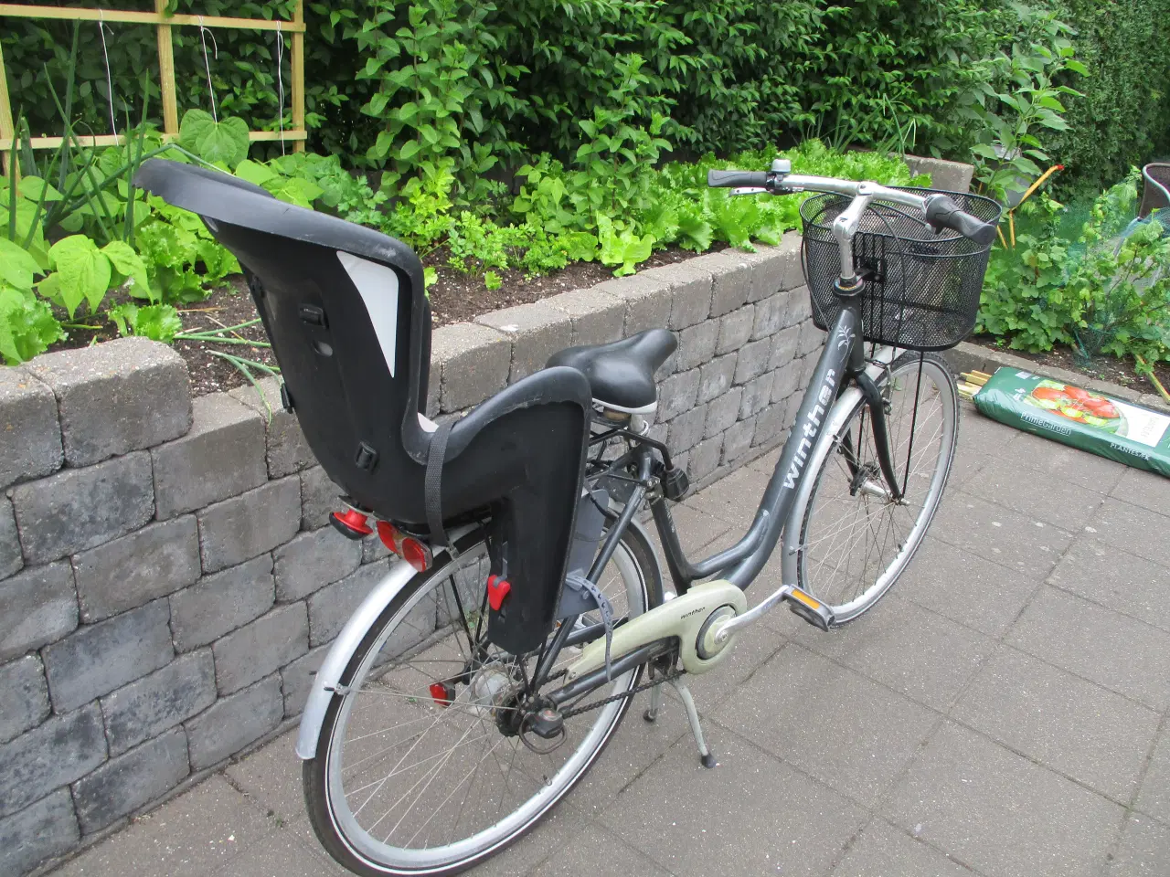 Billede 3 - Damecykel Winther 7 gear med cykelstol fejler inte