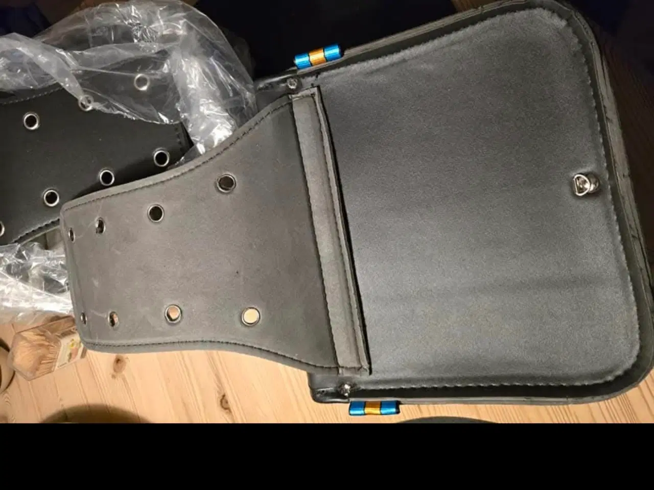 Billede 7 - Sidetasker MC/knallert 
