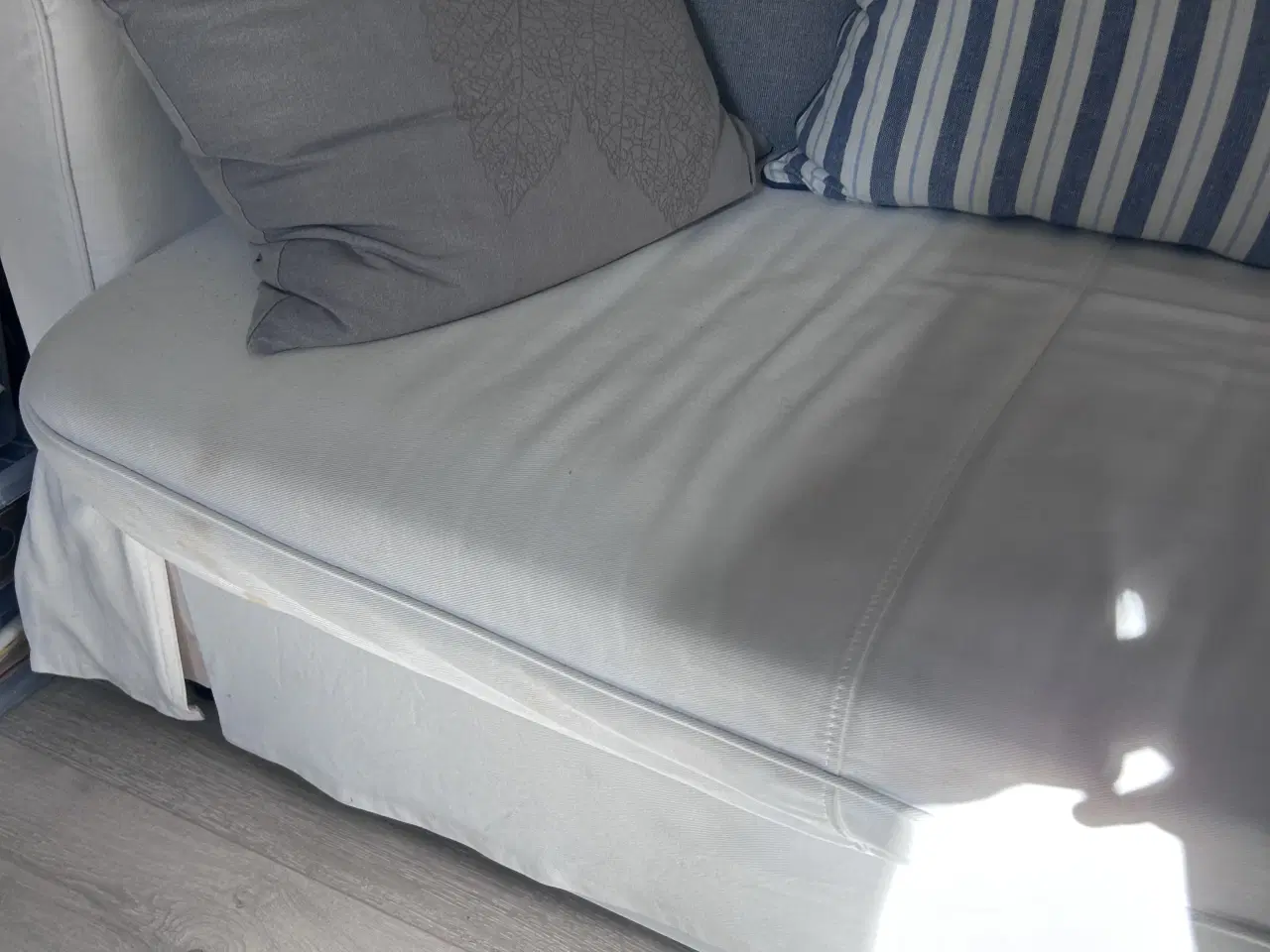 Billede 2 - Sovesofa med vaskbart betræk