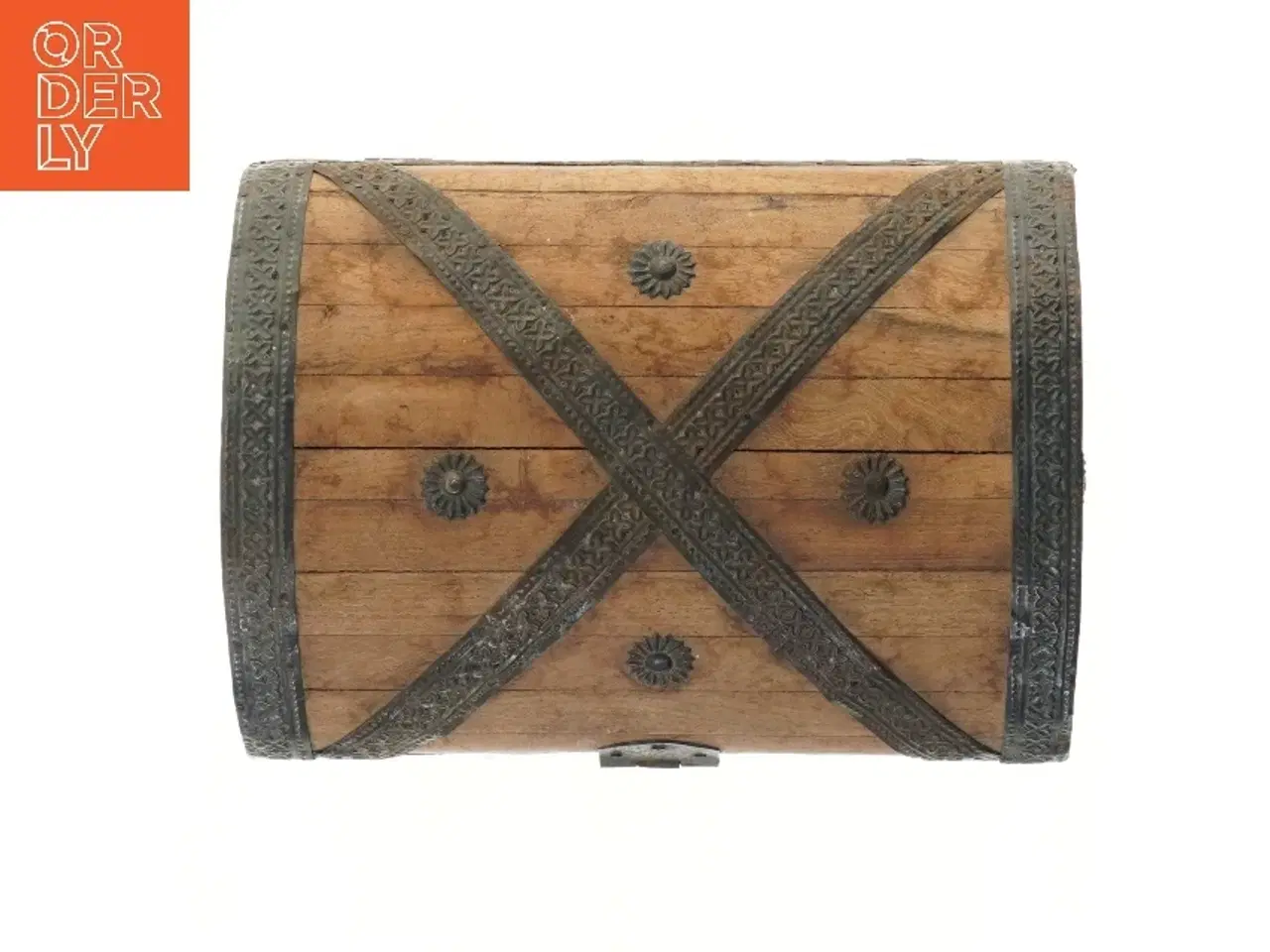 Billede 2 - Dekorativ kiste i træ med metalbeslag (str. 28x20 cm)