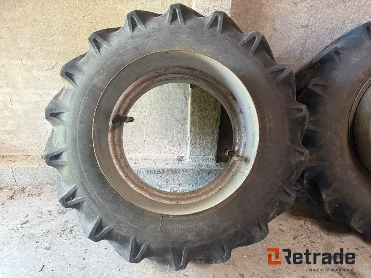 Billede 2 - Alliance til traktor 16.9/14-30 (420/85 - 30)