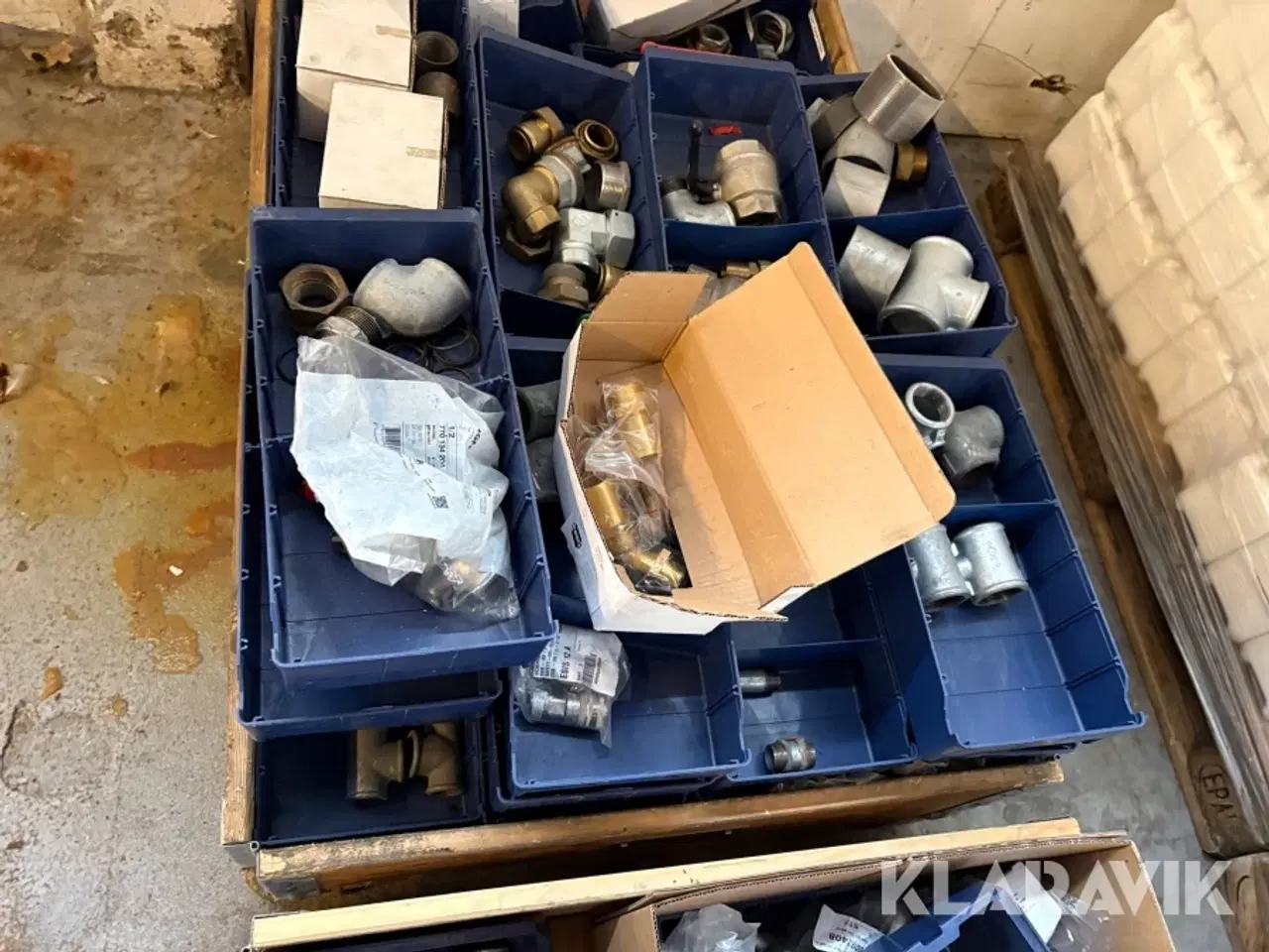 Billede 6 - Stort lot, vvs-komponenter - 9 paller