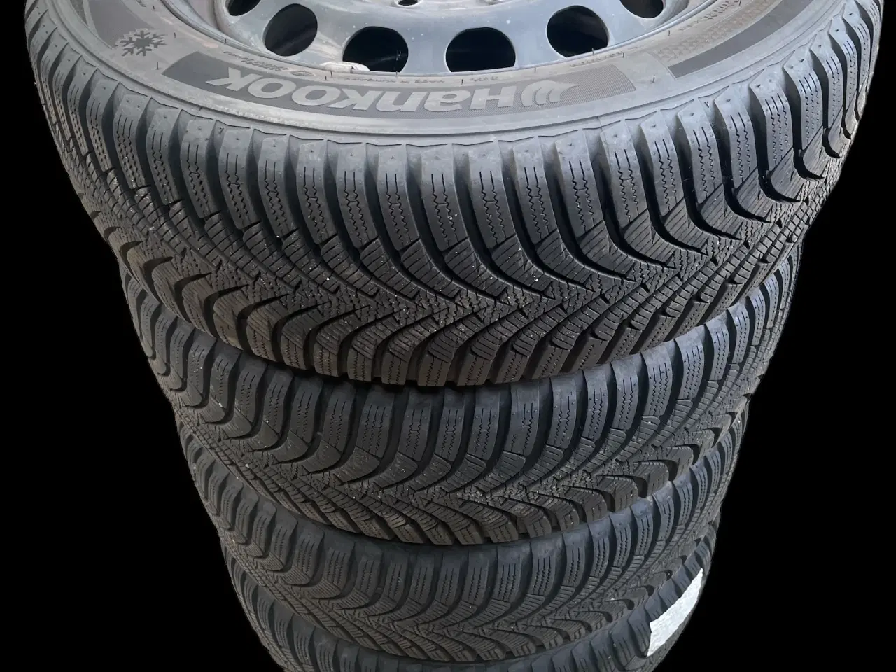 Billede 2 - 16 VW Golf 205/55r16 Ref.P6 vinter