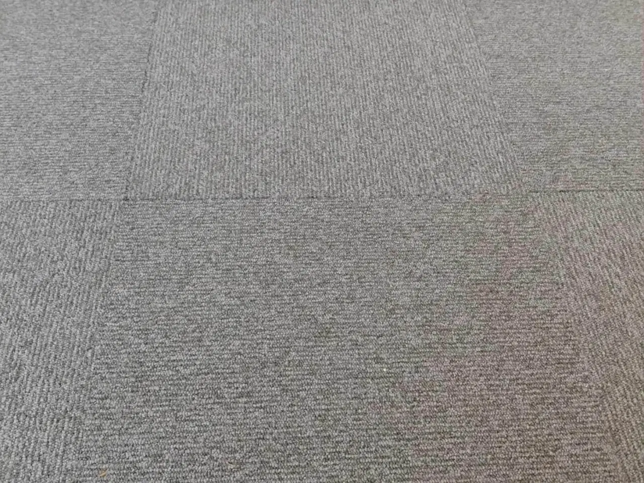 Billede 2 - Tæppefliser Contra stripe medium grey