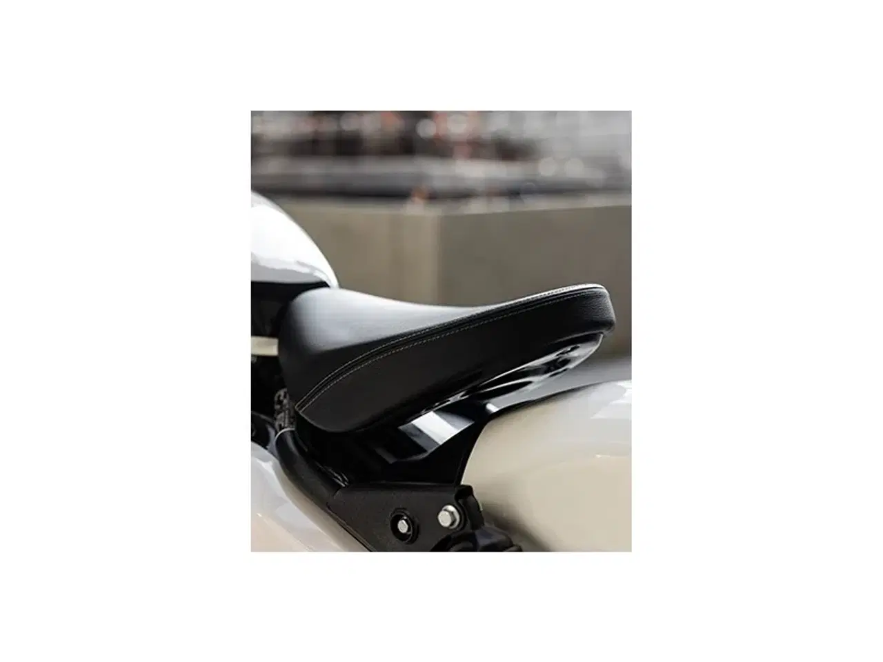 Billede 23 - Royal Enfield Shotgun 650 Sheet Metal Grey Bobber