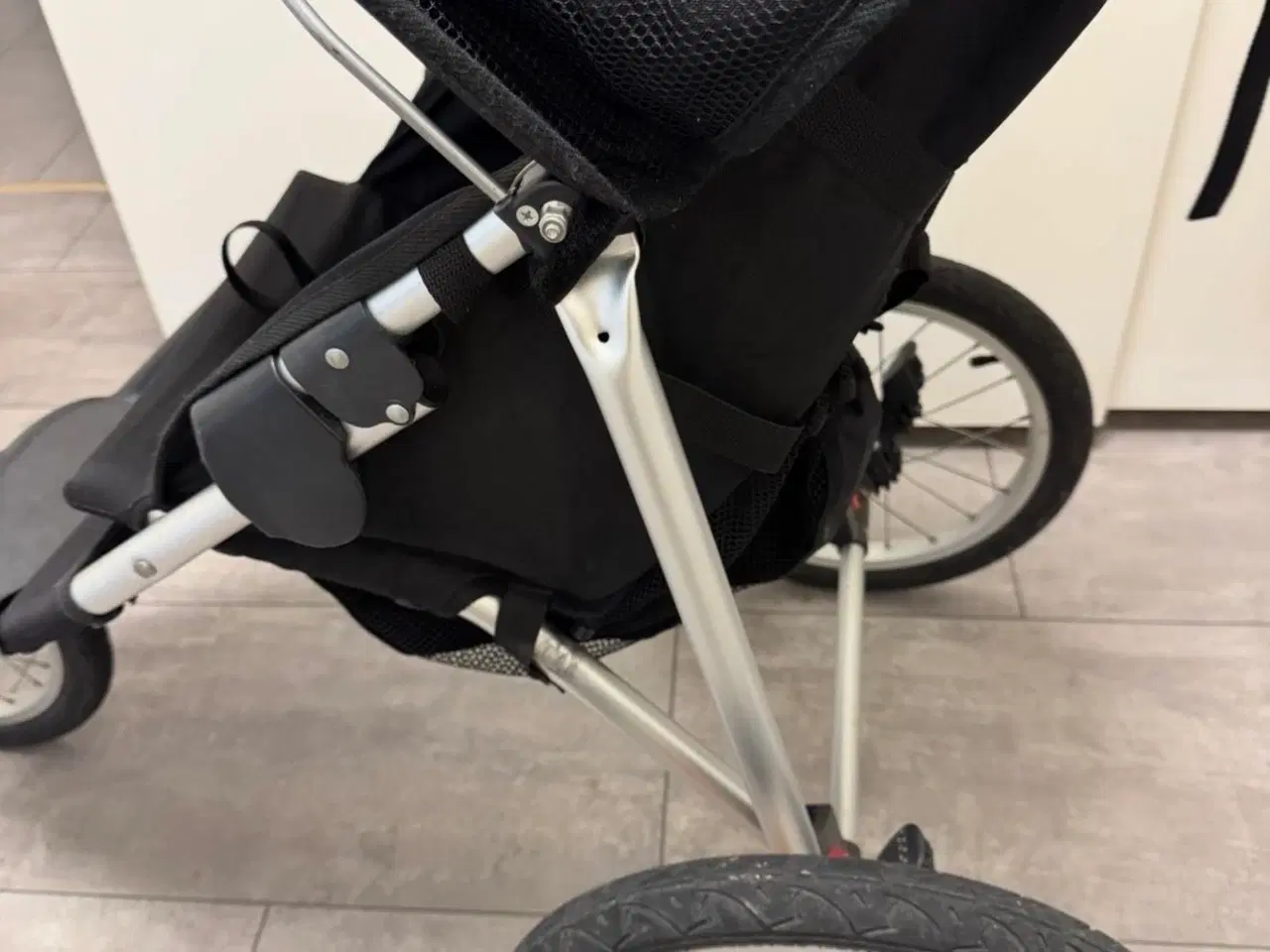 Billede 2 - Babyjogger Løbejogger m. Store hjul 