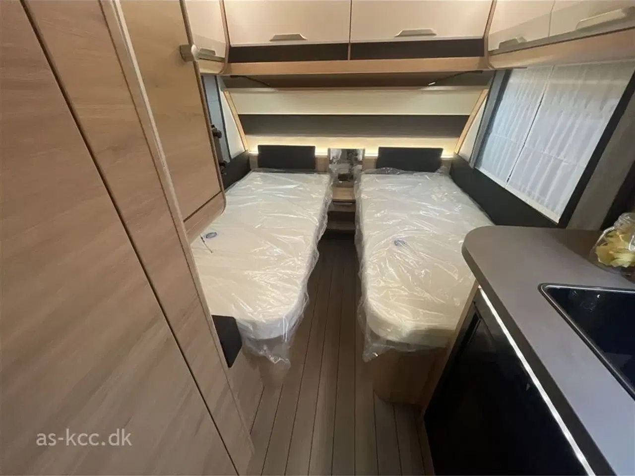 Billede 6 - 2026 - Knaus Südwind Black Selection