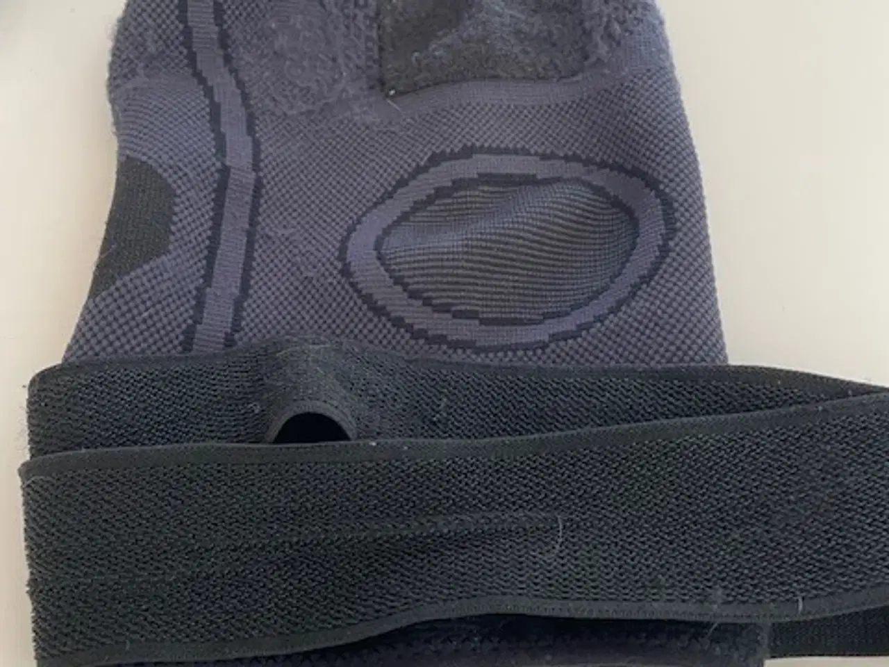 Billede 1 - Mildstep Knæbind